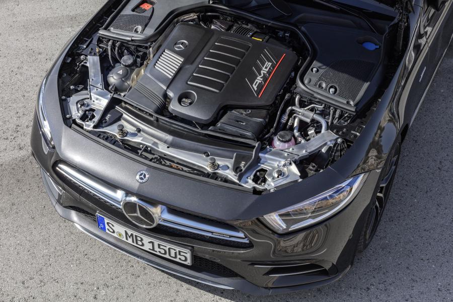 Моторный отсек Mercedes-AMG CLS53 4Matic+ (C257) 2018 года  (WW) (фото 5 из 41)